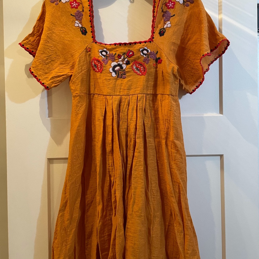 Madewell embroidered dress size XS